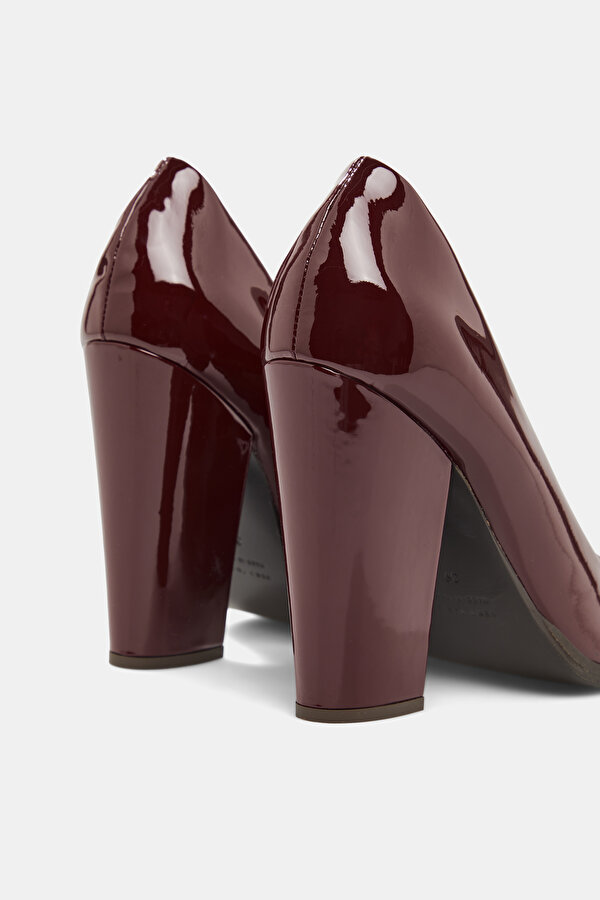 MAROON SHOES 6