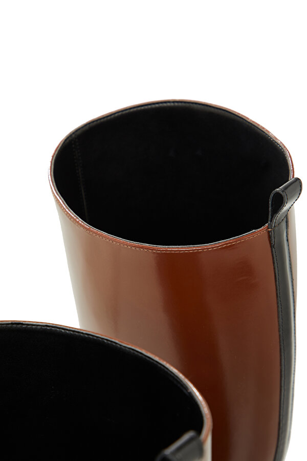 BROWN SHOE 6