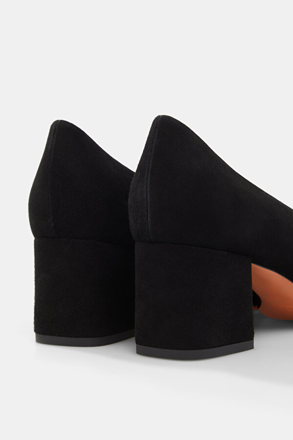 BLACK SUEDE SHOE 6
