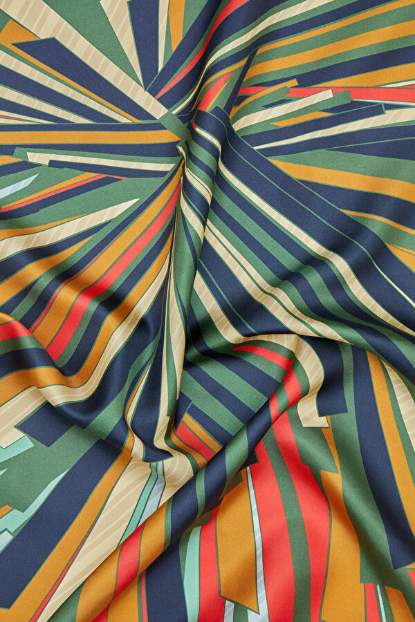 YEŞİL GEOMETRİK DESENLİ TWILL GAVROŞ 2