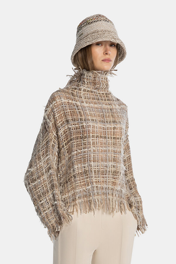 ECRU OFF THE SHOULDER BLOUSE