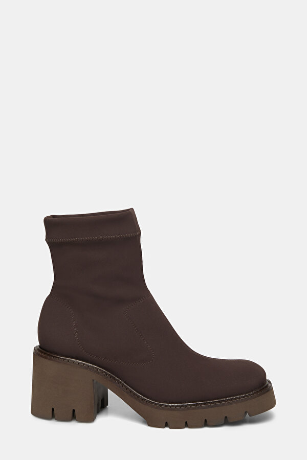 BROWN BOOT