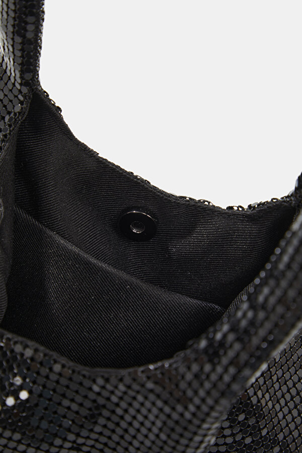 BLACK TEXTURED BAG 6