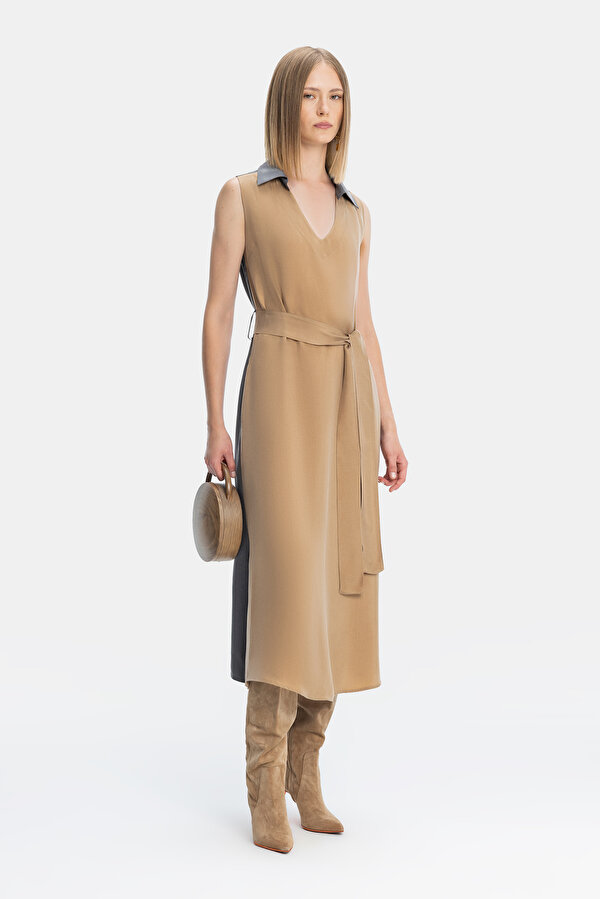 GREY SLEEVELESS DRESS