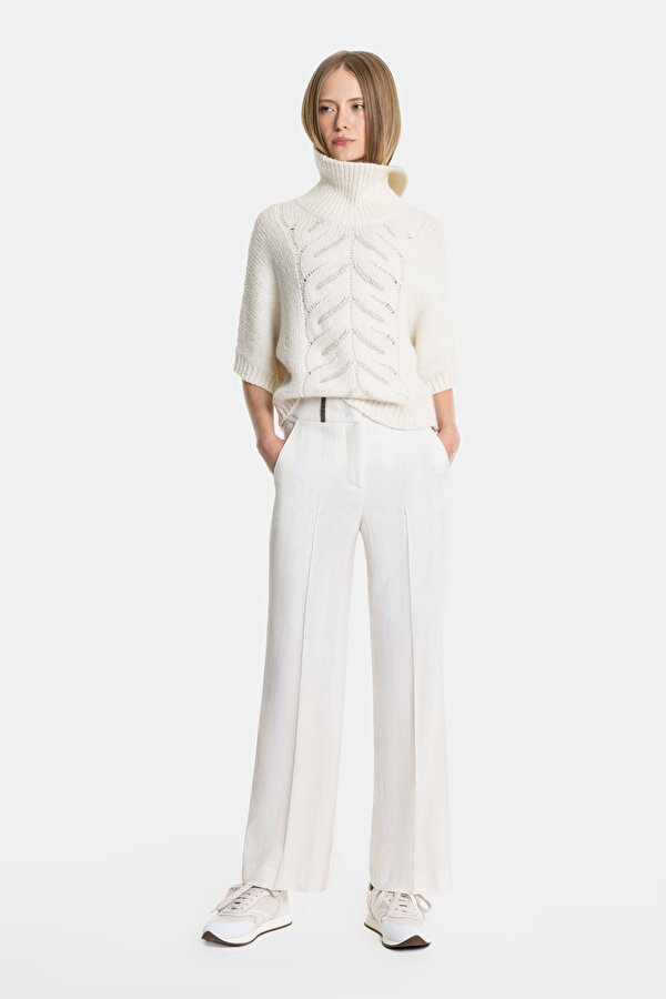 SILVER UPRIGHT COLLAR TRICOT 6