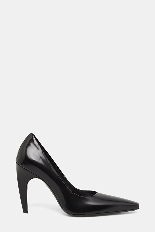 BLACK LEATHER SHOES