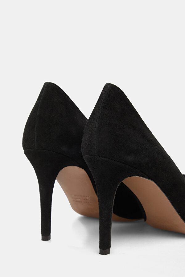 BLACK SUEDE SHOES 6