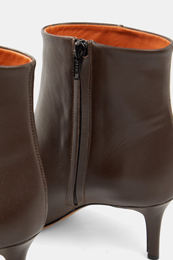 DARK BROWN LEATHER BOOT 6
