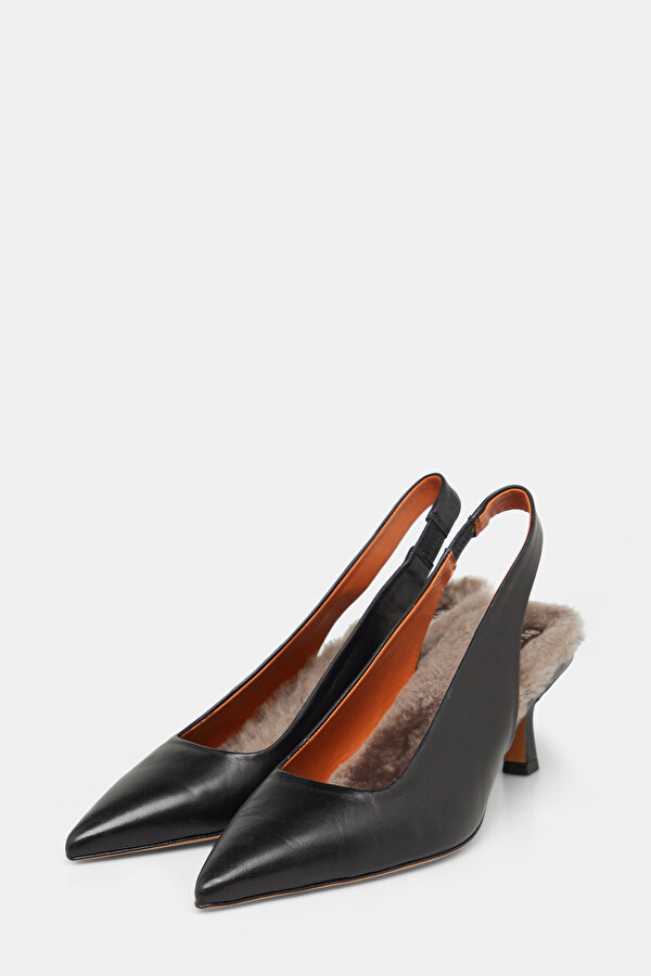 BLACK LEATHER SHOE 2