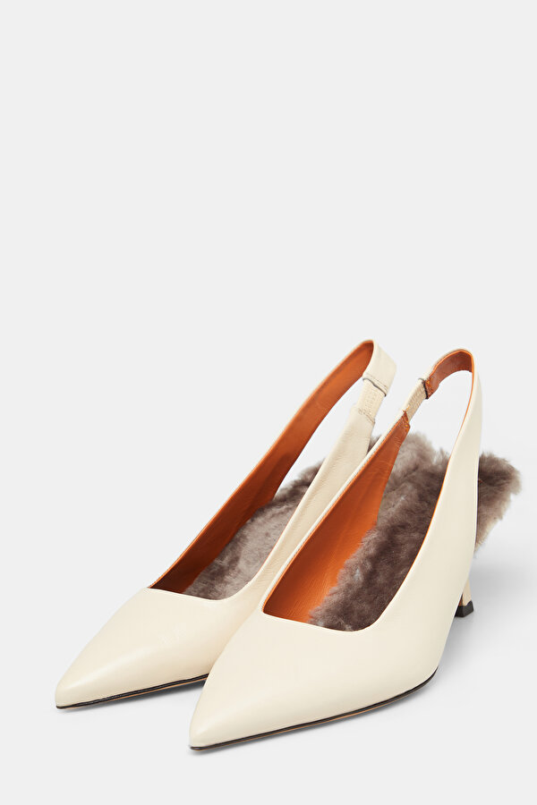 ECRU LEATHER SHOE 2