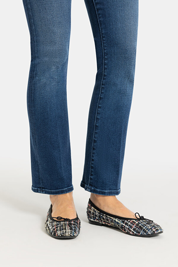 BLUE STRAIGHT CUT TROUSERS 12
