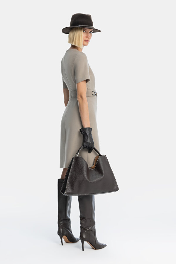 BEIGE SHORT SLEEVE ABOVE THE KNEE DRESS 2