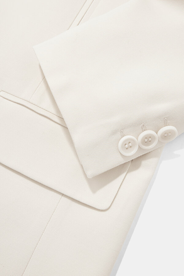ECRU JACKET 11