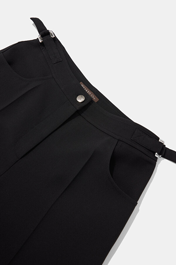 BLACK STRAIGHT CUT TROUSERS 6