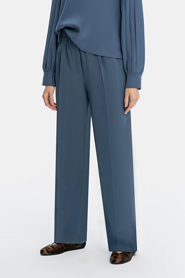 BLUE STRAIGHT CUT TROUSERS 2