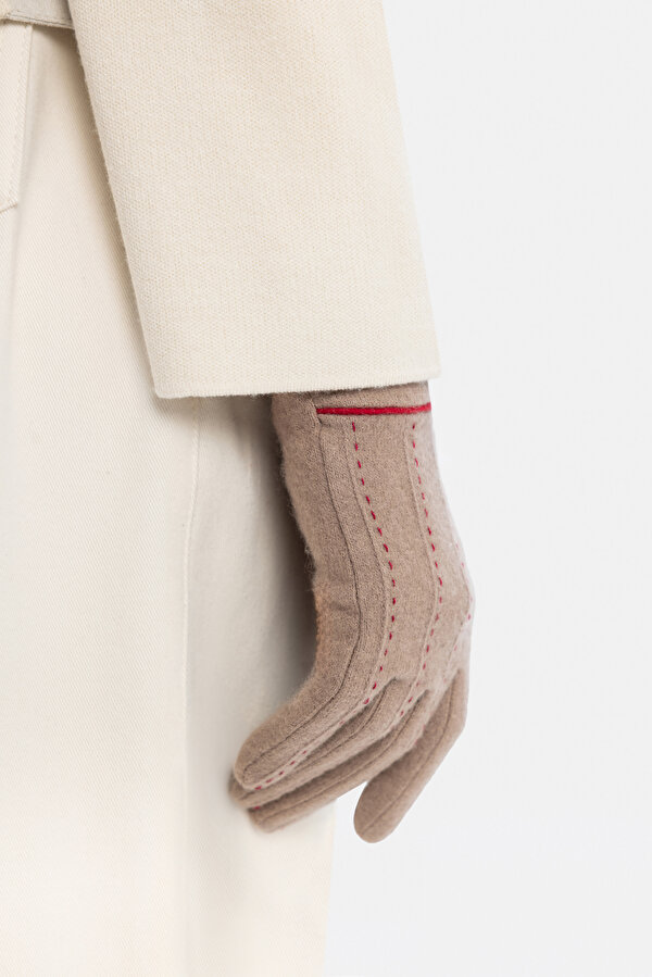 BEIGE JACKET 7