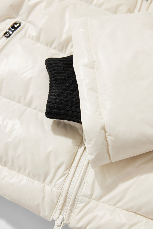 ECRU COAT 6
