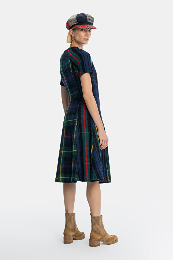 RED SHORT SLEEVE DRESS 6