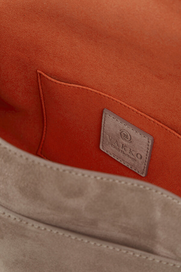 SILVER LEATHER BAG 7