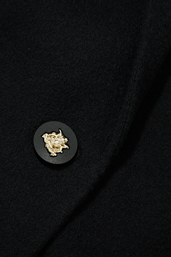 BLACK JACKET 12