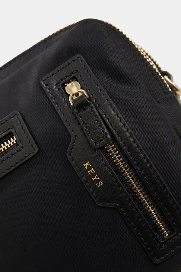 BLACK BAG 7