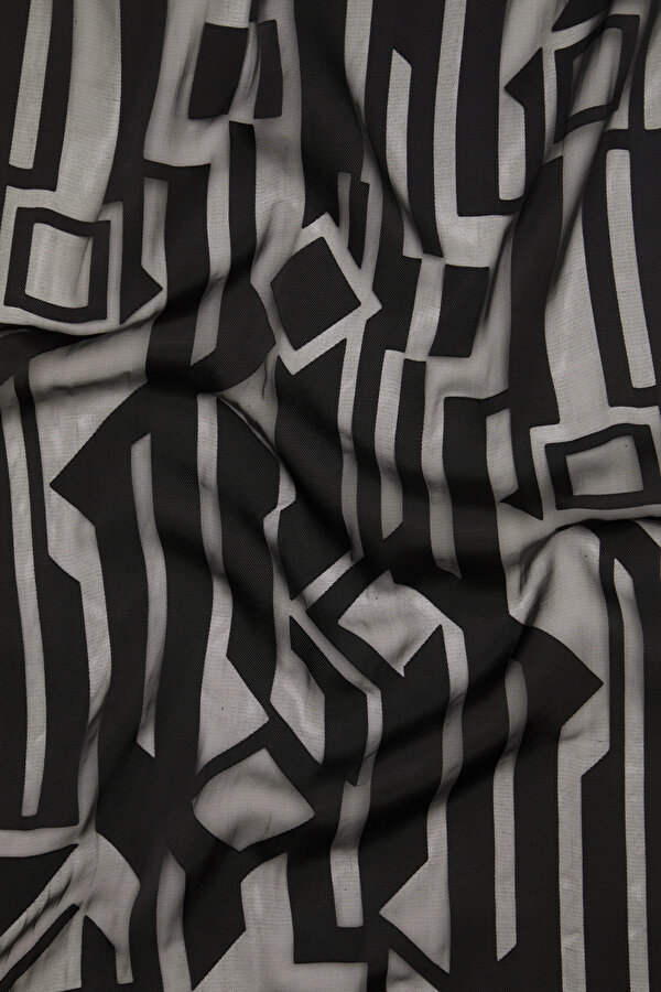 BLACK GEOMETRIC DESIGN SATIN STRIPED SILK FABRICS SHAWL 2