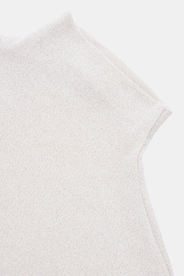BEIGE UPRIGHT COLLAR TRICOT 6