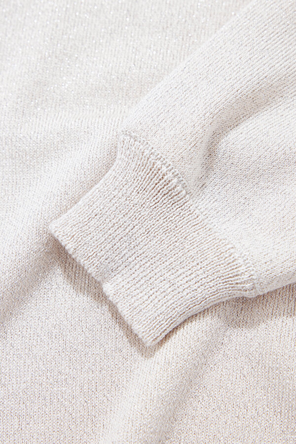 BEIGE UPRIGHT COLLAR TRICOT 7