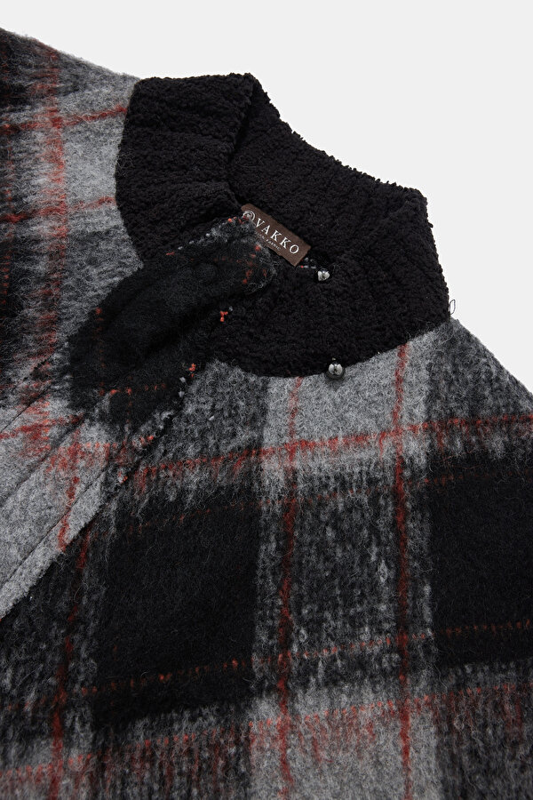 BRICK PONCHO 11