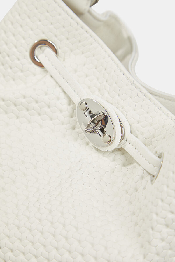 WHITE BAG 6