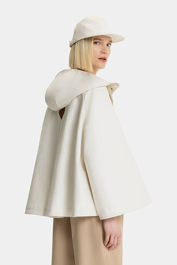 WHITE COAT 2