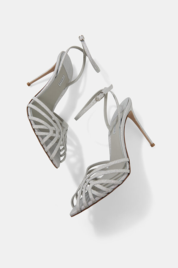 SILVER JEWELLED SHOE 7