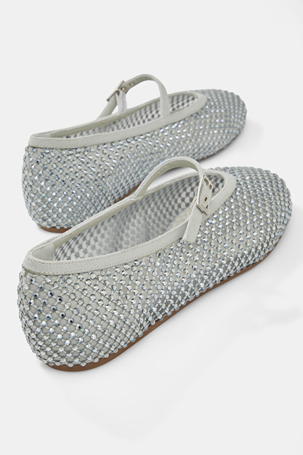 GREY FLAT SHOES 6