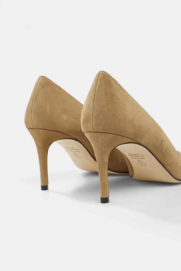 GREEN SUEDE SHOE 6