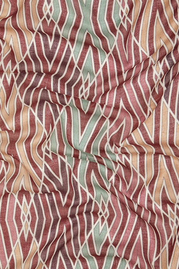 CAMEL GEOMETRIC DESIGN CASHMERE/SILK SHAWL 2
