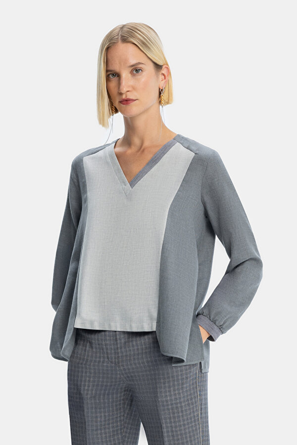 LIGHT GREY V NECK LONG SLEEVE BLOUSE