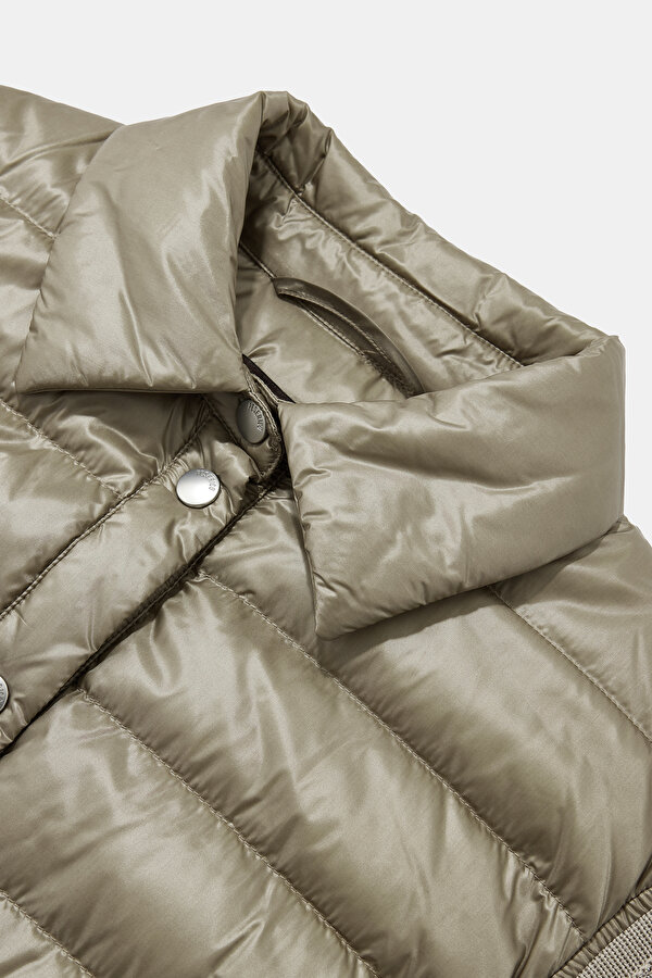 KHAKI VEST 11