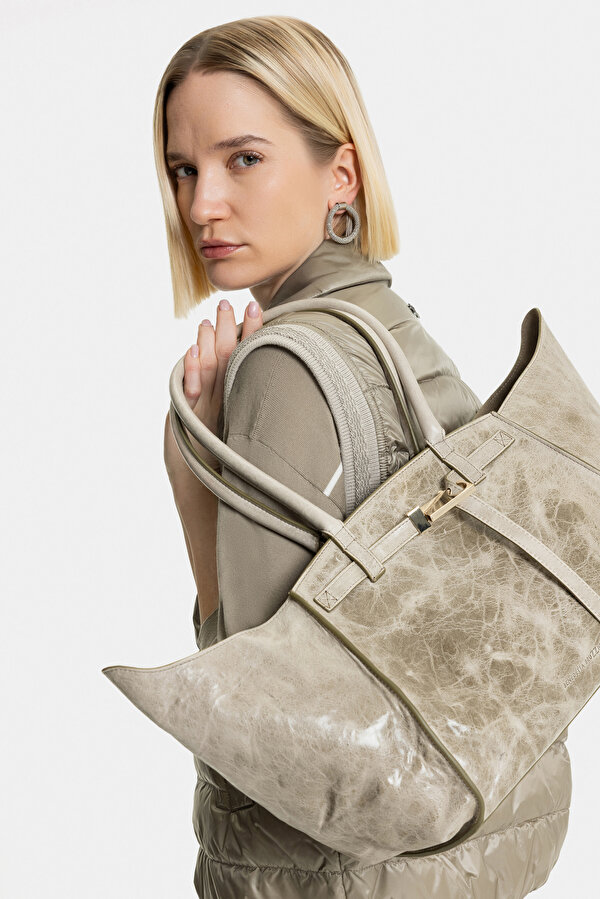 KHAKI VEST 7
