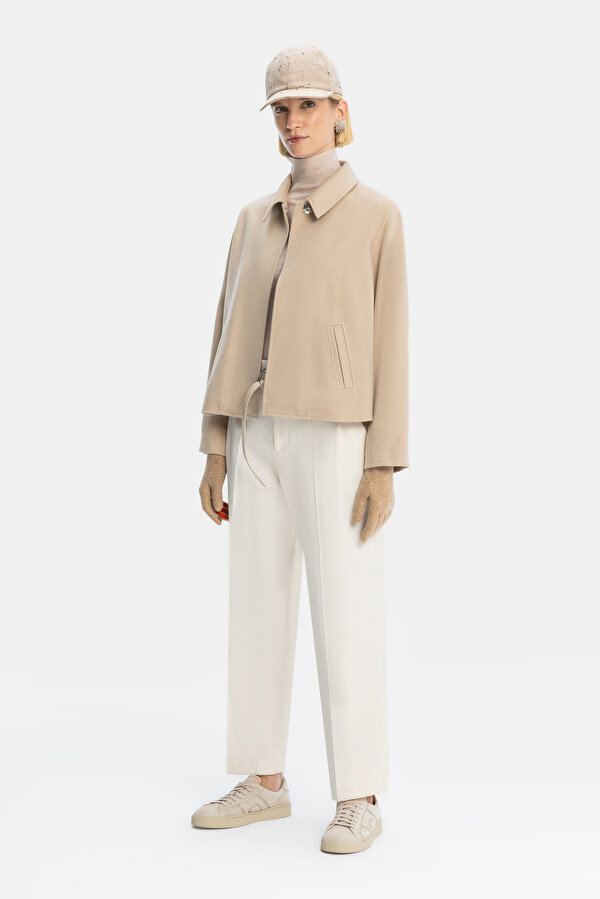 BEIGE JACKET 6
