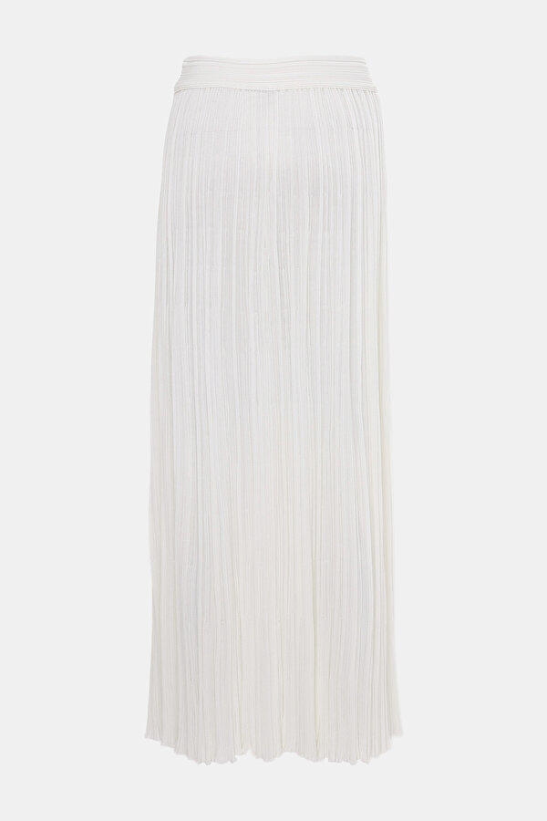 WHITE SKIRT 6