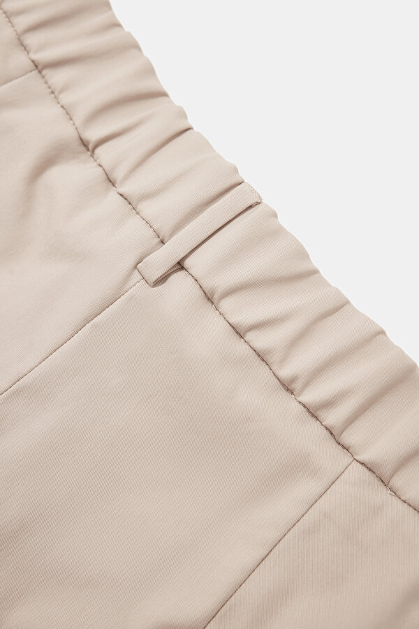BEIGE SKINNY LEG TROUSERS 7