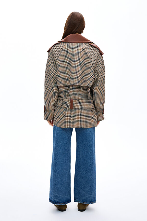 BEIGE CHECK TRENCH COAT 2