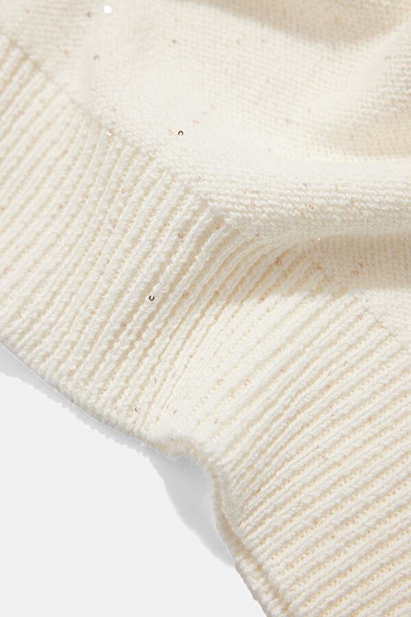 WHITE BASIC / ROUND NECKLINE TRICOT 7