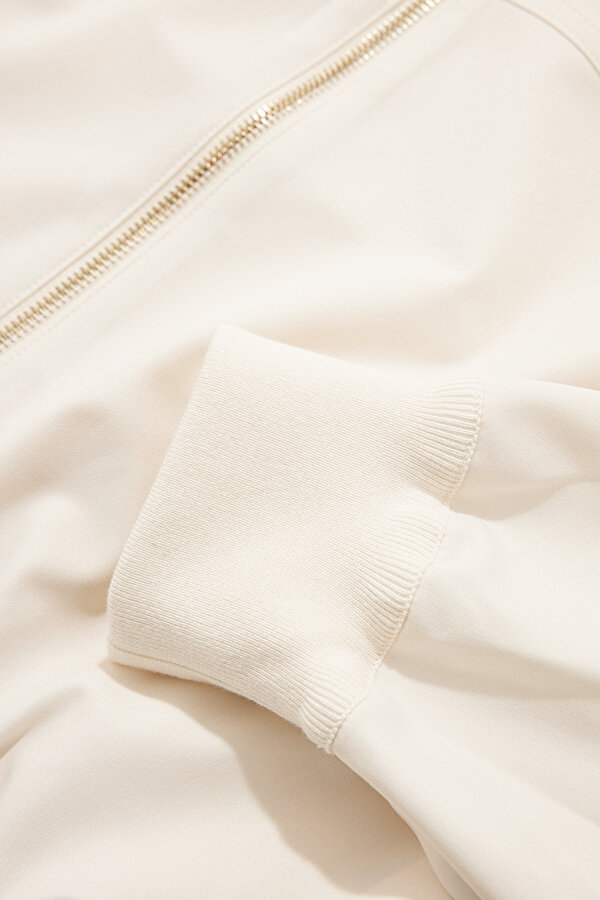 ECRU JACKET 11