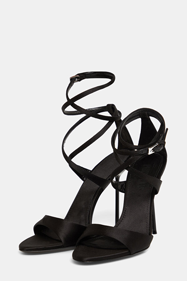 BLACK VISCOSE SHOE 2