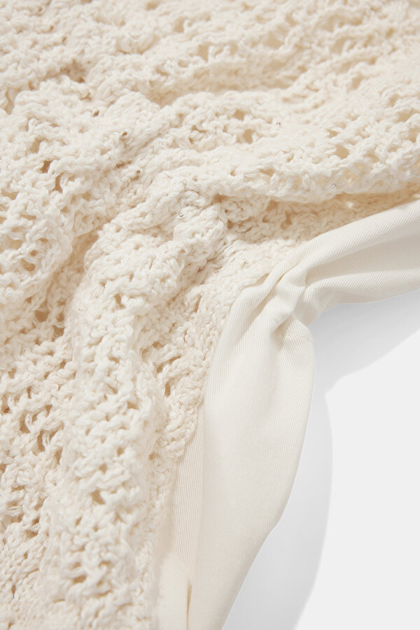 ECRU VEST 12