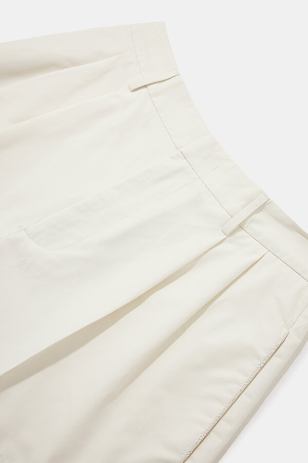 ECRU SHORTS 6