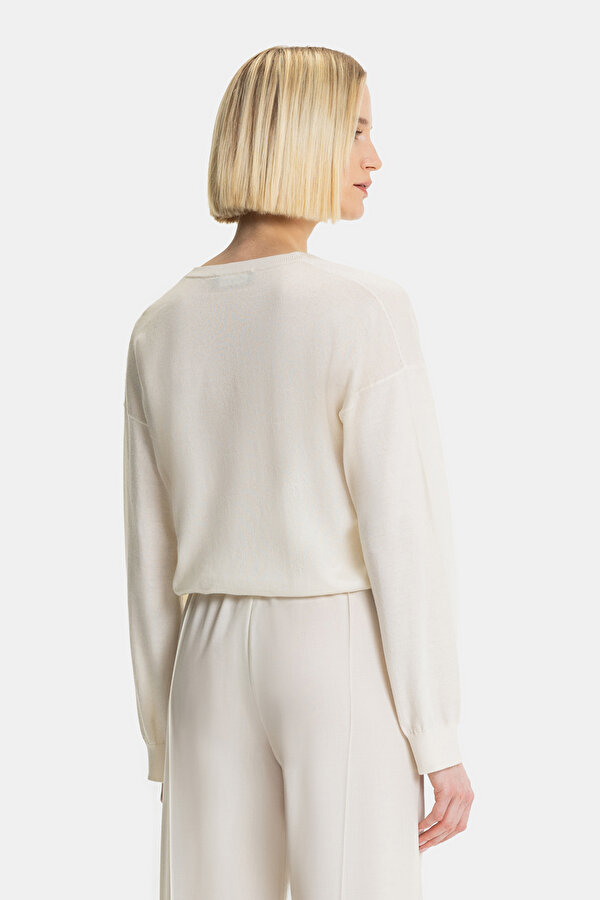 ECRU V NECK TRICOT 2