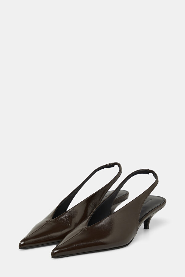 BROWN LEATHER SHOES 2