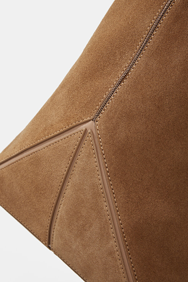 CAMEL SUEDE BAG 7